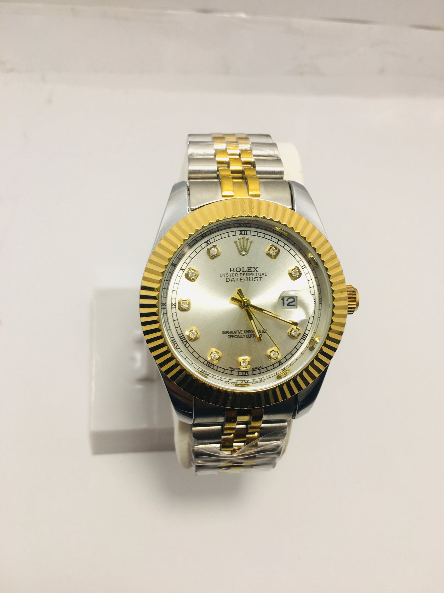 ROLEX OYSTER PERPETUAL TRUETONE off-white Dial with Date