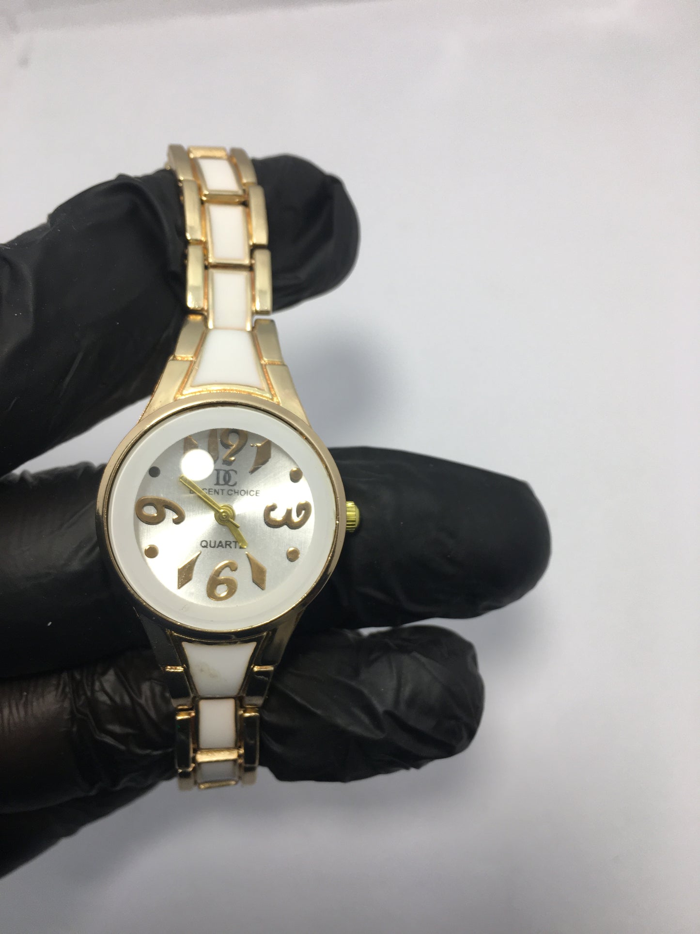 Ladies beautiful off white Dail