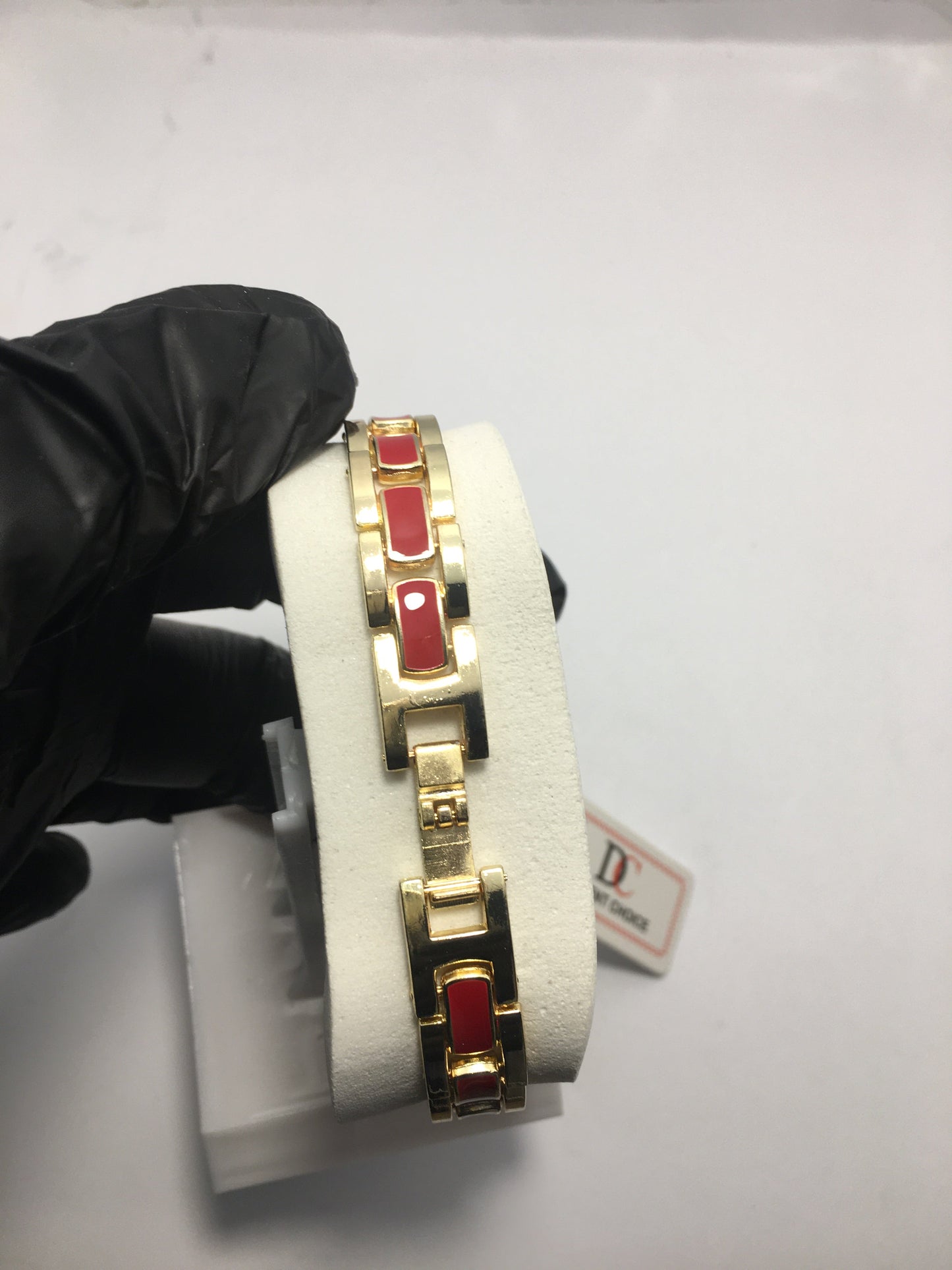 Qurtaz DC ( Decent Watch) Ladies