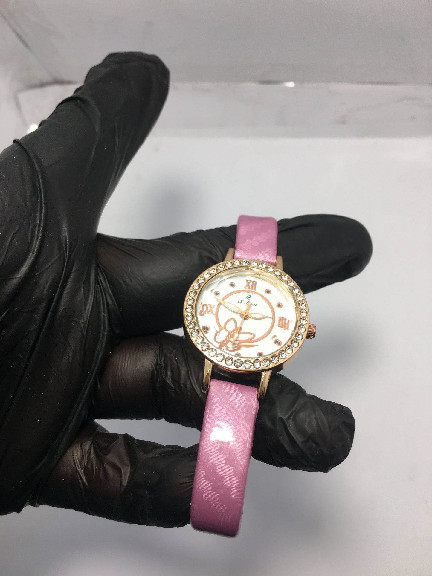 Beautiful pink leather watch