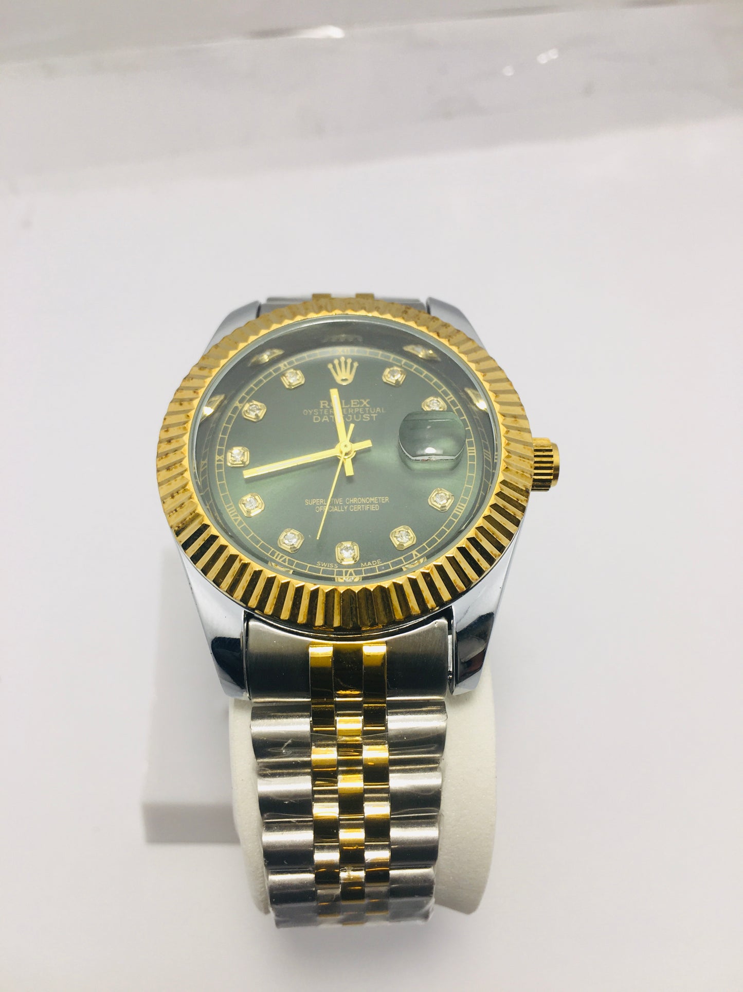 ROLEX OYSTER PERPETUAL TRUETONE Green Dial with Date