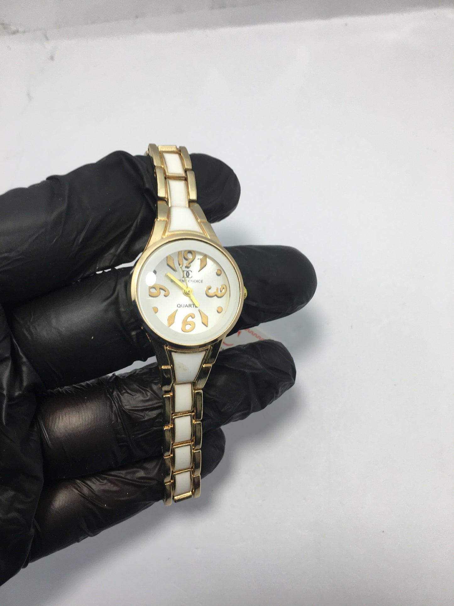 Ladies beautiful off white Dail