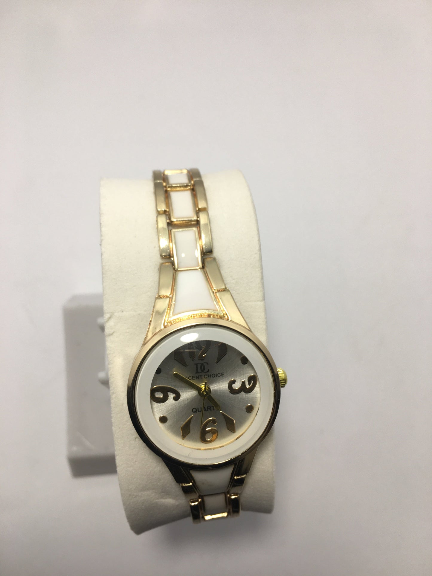 Ladies beautiful off white Dail