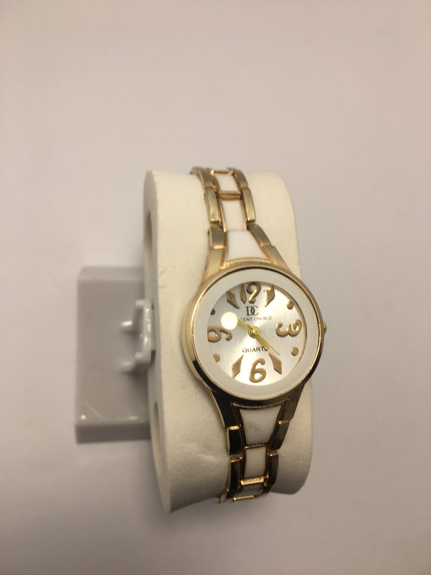 Ladies beautiful off white Dail