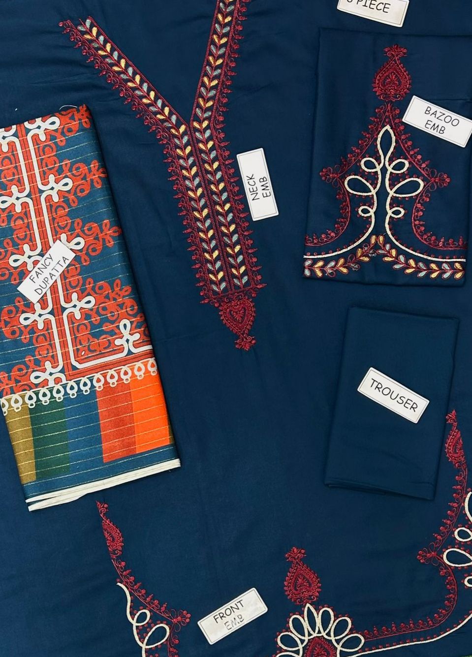 Maria b MOST DEMANDING EDITION

03PCS UNSTITCHED SUIT